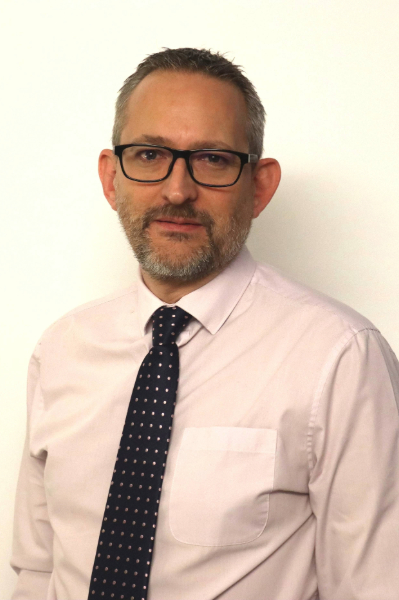 Headshot of Chris Walker